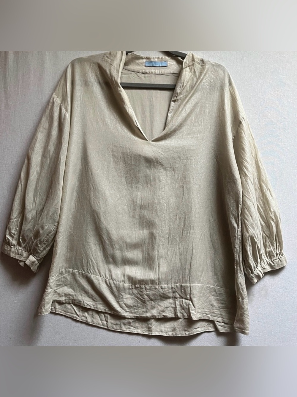 Baia silk cotton blend Light Cream V-Neck Popover Top Sz M